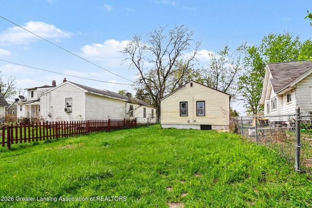 127 Haze Street, Lansing, MI 48917