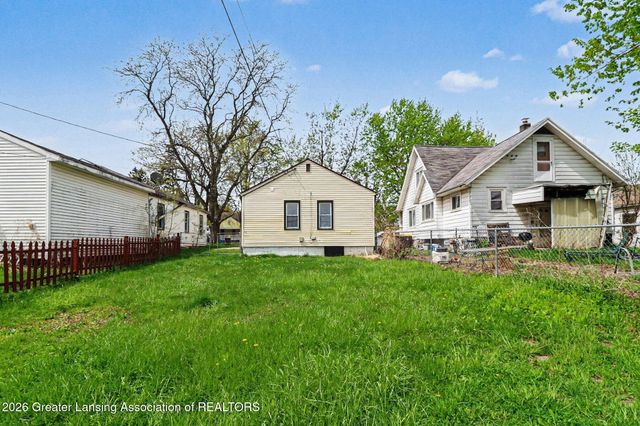 127 Haze Street, Lansing, MI 48917