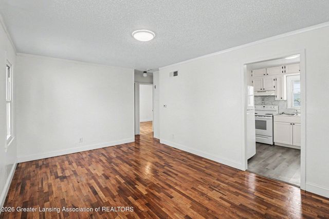 127 Haze Street, Lansing, MI 48917