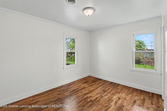 127 Haze Street, Lansing, MI 48917