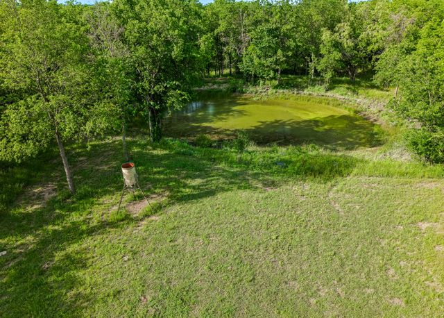 102 County Road 2344, Richland, TX 76681