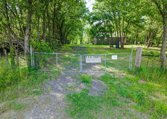 102 County Road 2344, Richland, TX 76681