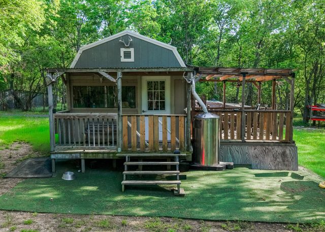 102 County Road 2344, Richland, TX 76681