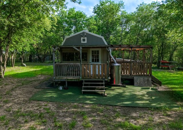 102 County Road 2344, Richland, TX 76681