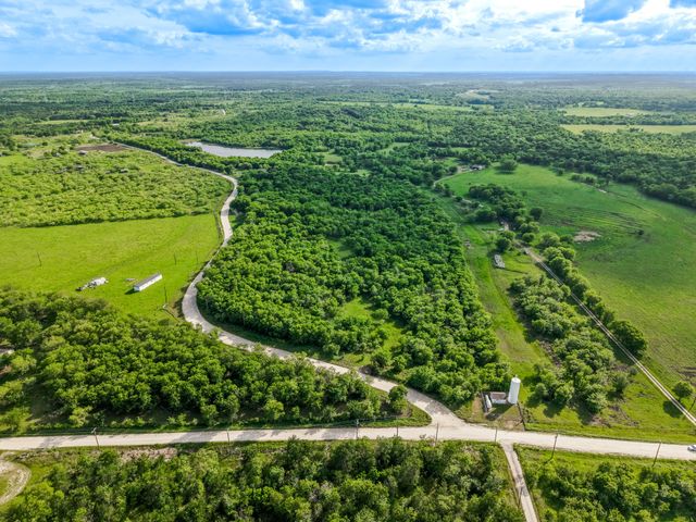 102 County Road 2344, Richland, TX 76681