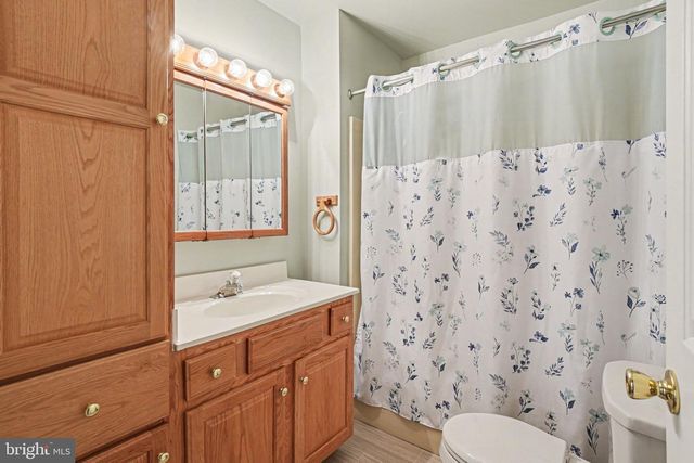 204 PINE CREST VILLAGE DR, Pine Grove, PA 17963