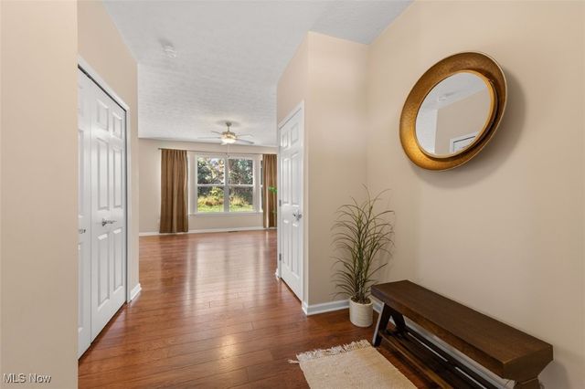 33165 Brookcrest Place, Avon Lake, OH 44012