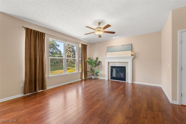 33165 Brookcrest Place, Avon Lake, OH 44012