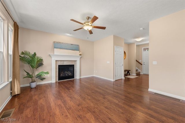 33165 Brookcrest Place, Avon Lake, OH 44012