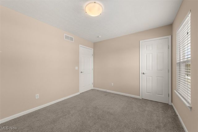 33165 Brookcrest Place, Avon Lake, OH 44012