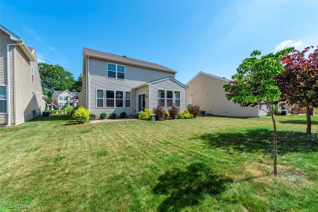 33165 Brookcrest Place, Avon Lake, OH 44012