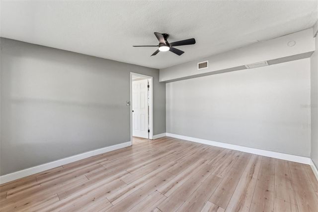 2521 HIGHLAND ACRES DR, Clearwater, FL 33761