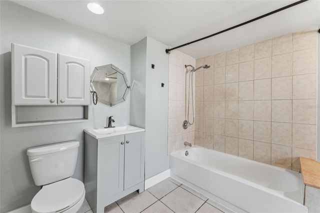 2521 HIGHLAND ACRES DR, Clearwater, FL 33761