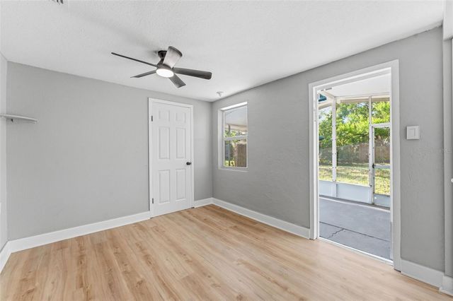 2521 HIGHLAND ACRES DR, Clearwater, FL 33761