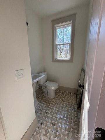 41 Pine Grove Church Road, Concord, NC 28025