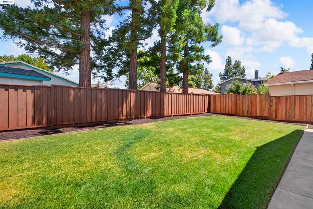 6225 Robin Ct, Pleasanton, CA 94588