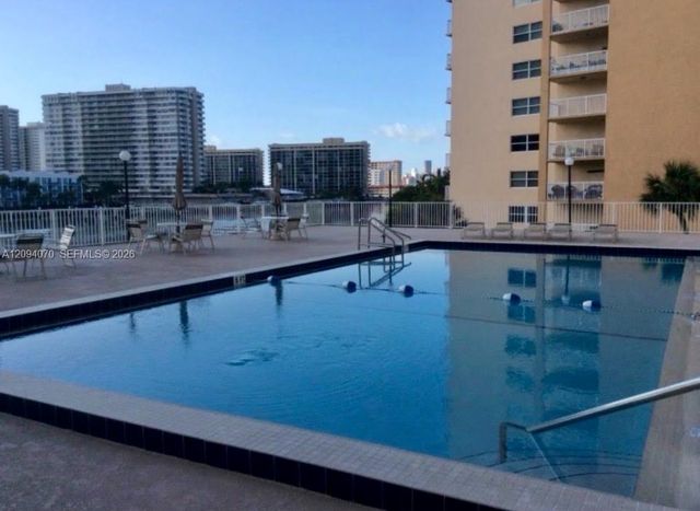 111 Golden Isles Drive E4, Hallandale Beach, FL 33009