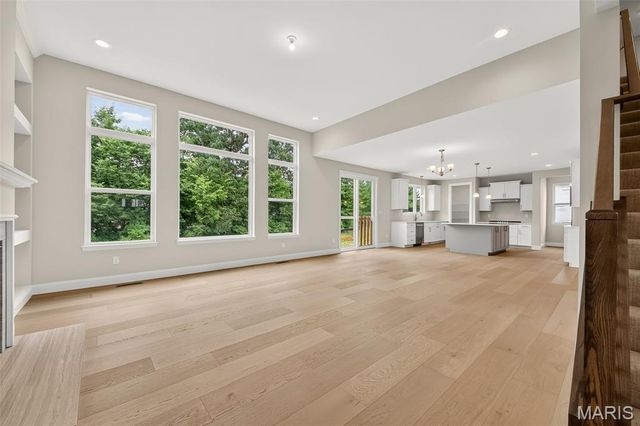 5 Dragonstone Court, Dardenne Prairie, MO 63368