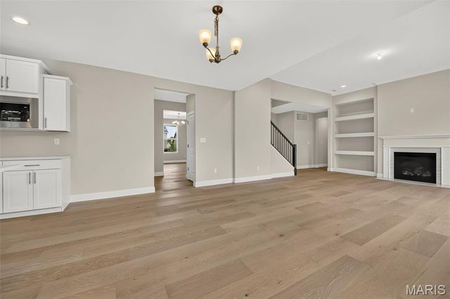 5 Dragonstone Court, Dardenne Prairie, MO 63368