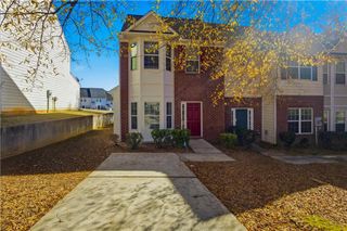 390 Brookview Drive, Riverdale, GA 30274