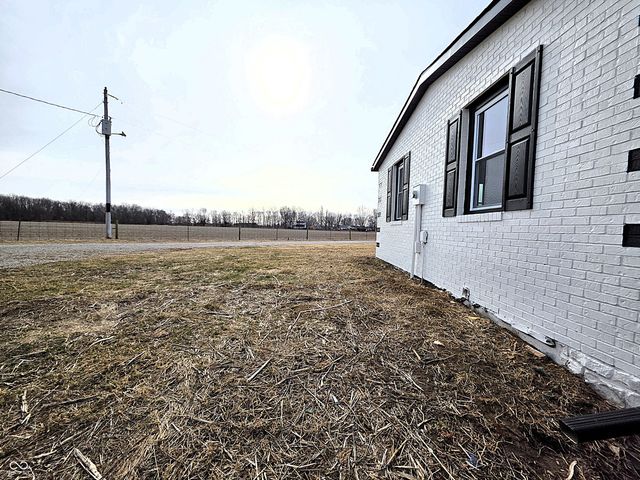 5655 N State Road 75, North Salem, IN 46165