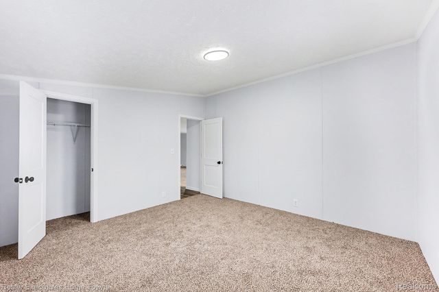 59227 Lewis Ln, Chesterfield Township, MI 48048