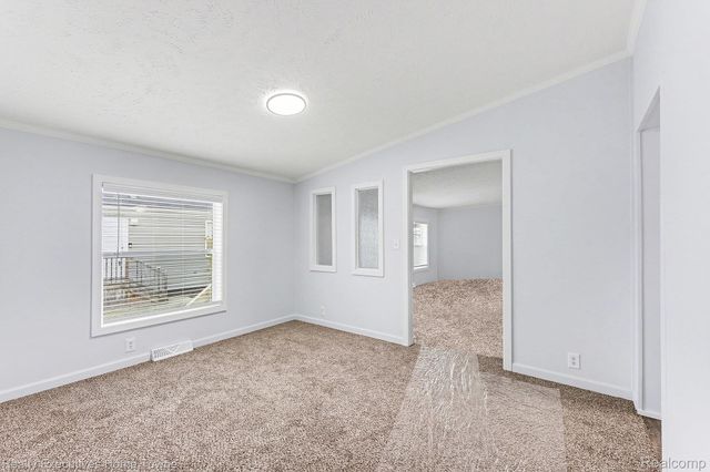59227 Lewis Ln, Chesterfield Township, MI 48048