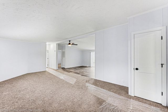 59227 Lewis Ln, Chesterfield Township, MI 48048