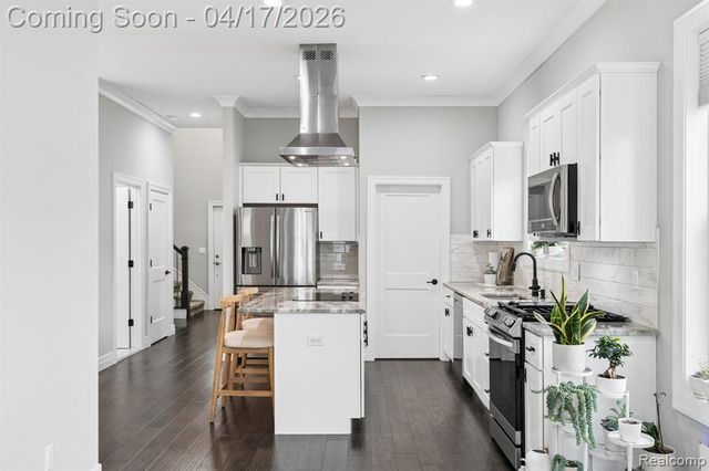 1935 Martin Road, Ferndale, MI 48220