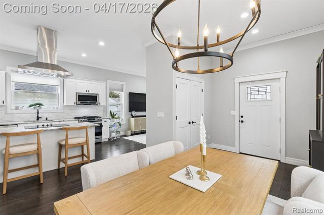 1935 Martin Road, Ferndale, MI 48220