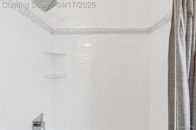 1935 Martin Road, Ferndale, MI 48220