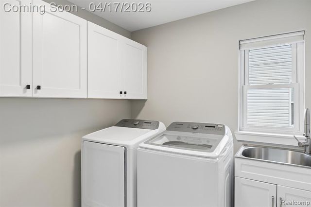 1935 Martin Road, Ferndale, MI 48220