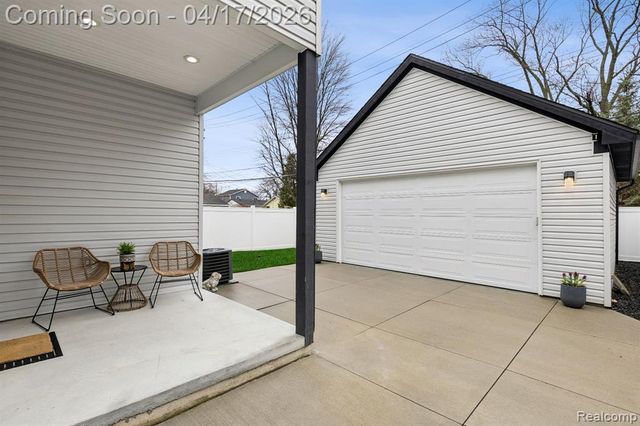 1935 Martin Road, Ferndale, MI 48220