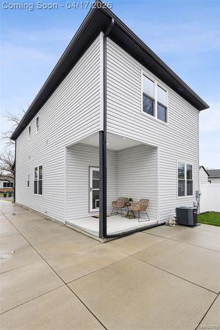 1935 Martin Road, Ferndale, MI 48220