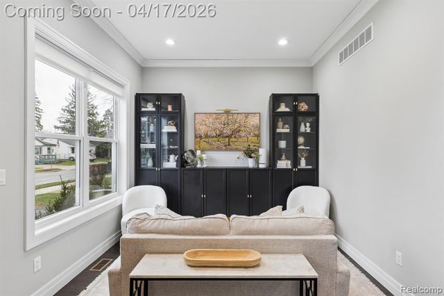 1935 Martin Road, Ferndale, MI 48220