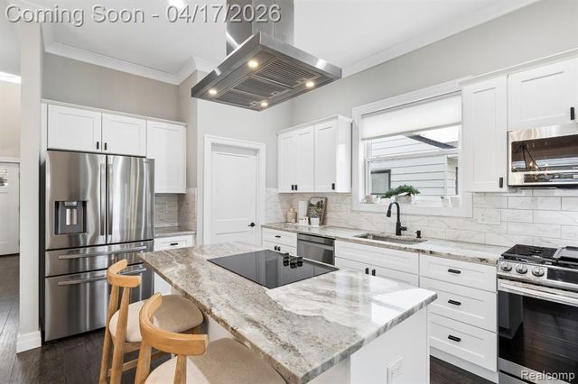 1935 Martin Road, Ferndale, MI 48220