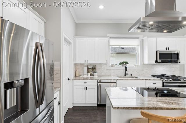 1935 Martin Road, Ferndale, MI 48220