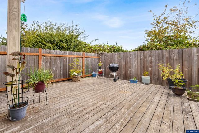 4418 Northside Dr NE, Keizer, OR 97303