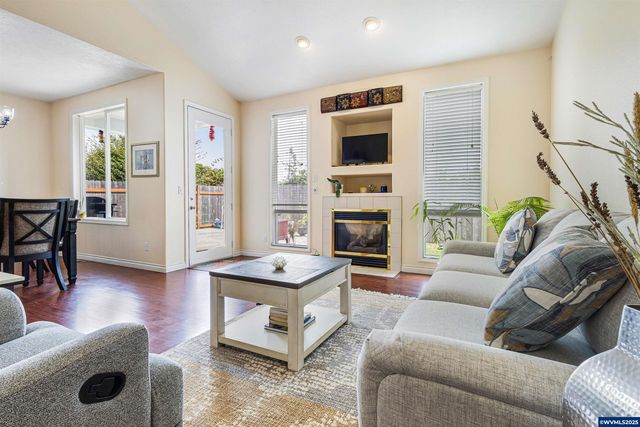 4418 Northside Dr NE, Keizer, OR 97303