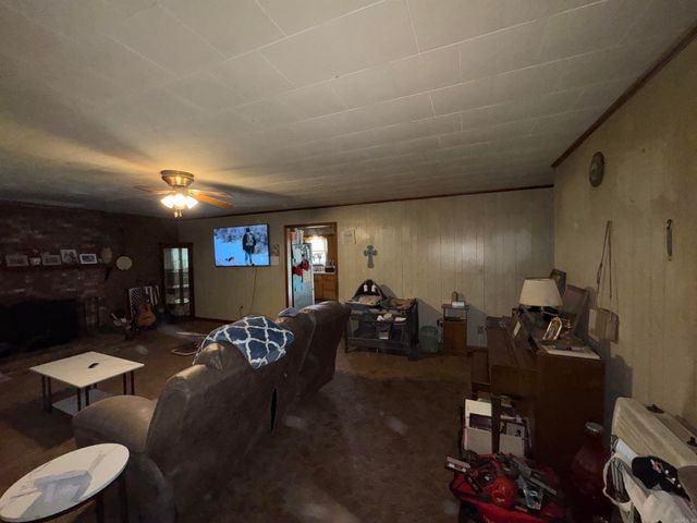 687 CR 472, Piggott, AR 72454