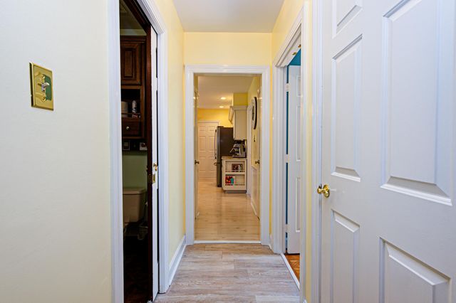 14307 Oak Bluff Court, Louisville, KY 40245