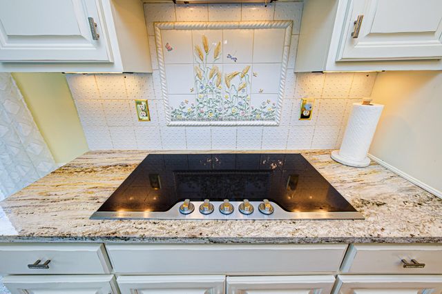 14307 Oak Bluff Court, Louisville, KY 40245