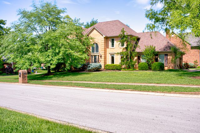 14307 Oak Bluff Court, Louisville, KY 40245