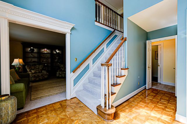 14307 Oak Bluff Court, Louisville, KY 40245