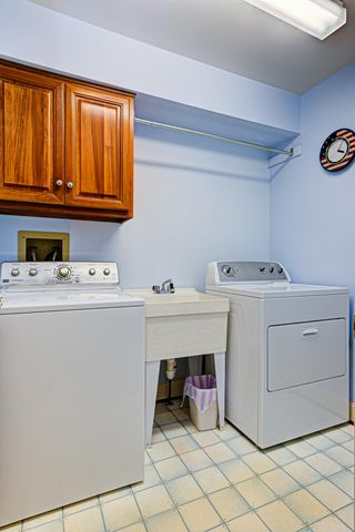 14307 Oak Bluff Court, Louisville, KY 40245