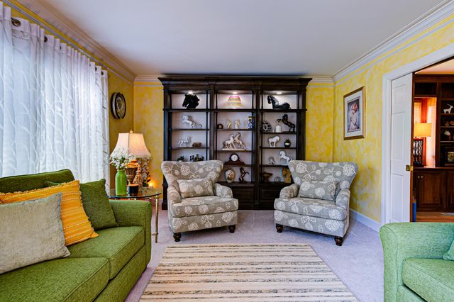 14307 Oak Bluff Court, Louisville, KY 40245