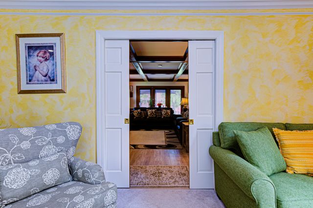 14307 Oak Bluff Court, Louisville, KY 40245