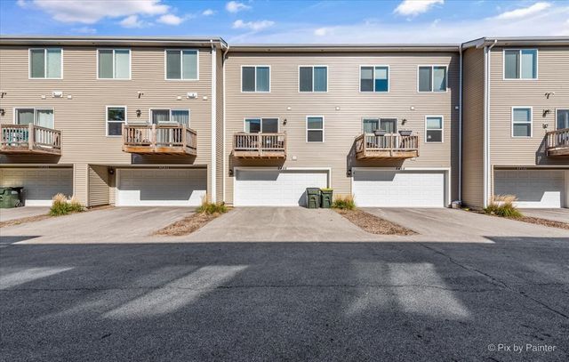 2484 Alison Avenue, Pingree Grove, IL 60140