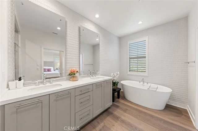 117 Petunia, Irvine, CA 92618