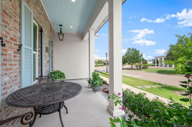 1304 Market Square Rd, Zachary, LA 70791